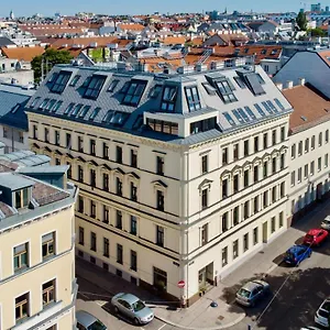 Farmer's Market Apartment